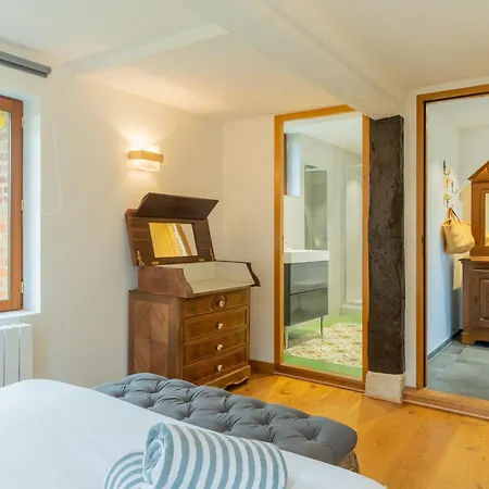 Le Pressoir Du Clos Vert- Honfleur - *